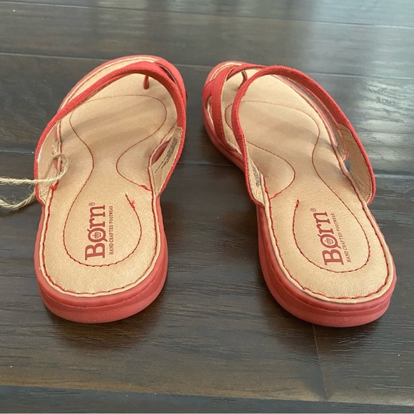 New with box Born red and tan flats sandals women’s size 6 - Picture 4 of 9
